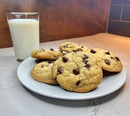 Easy, Soft, And Chewy Chocolate Chip Cookies (With Cornstarch!)